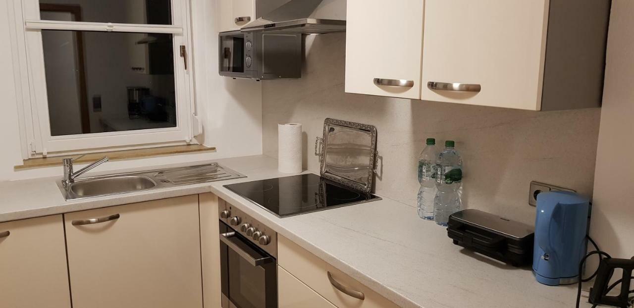 Outletcity Ferienwohnung Apartment 2 Metzingen  Ngoại thất bức ảnh